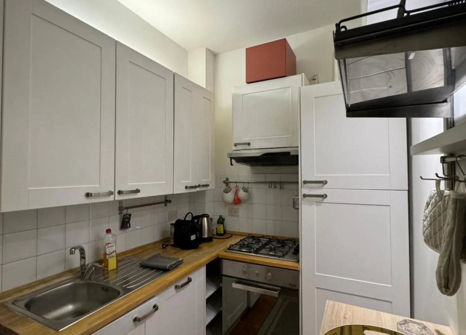 Cozy Apartment Near Colosseum Rom