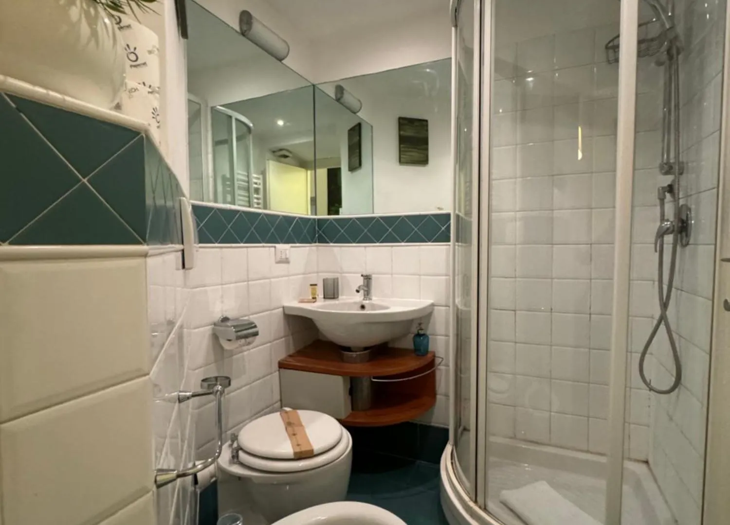 Cozy Apartment Near Colosseum Rom